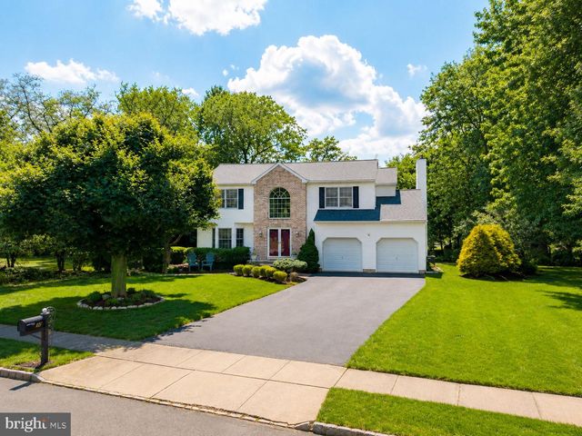 18 LOVELAND CT, East Windsor Twp, NJ 08512