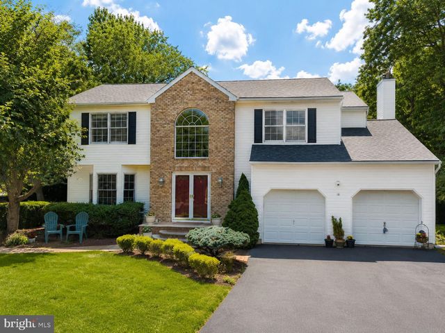 18 LOVELAND CT, East Windsor Twp, NJ 08512