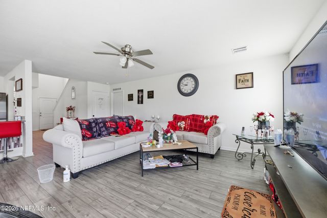 8655 NEWNAN LAKE Drive, Macclenny, FL 32063