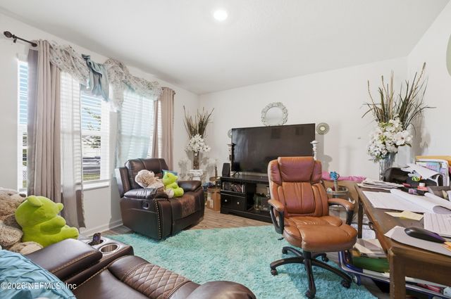 8655 NEWNAN LAKE Drive, Macclenny, FL 32063