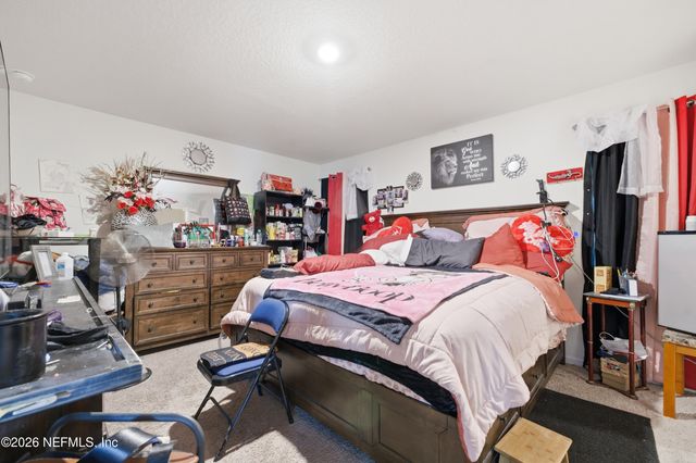 8655 NEWNAN LAKE Drive, Macclenny, FL 32063