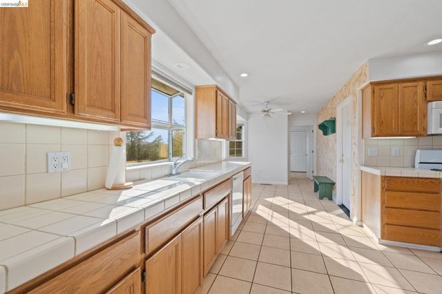 12929 Covey Cir, Sonora, CA 95370