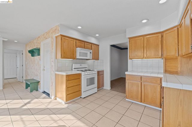 12929 Covey Cir, Sonora, CA 95370