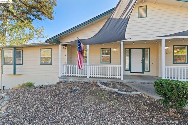 12929 Covey Cir, Sonora, CA 95370