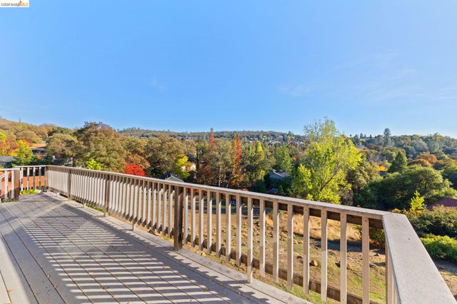 12929 Covey Cir, Sonora, CA 95370