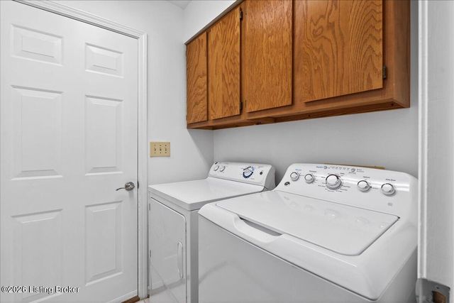 10105 Day Lilly Ct, Louisville, KY 40241