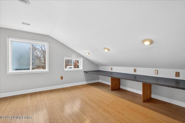 10105 Day Lilly Ct, Louisville, KY 40241