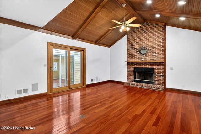 10105 Day Lilly Ct, Louisville, KY 40241