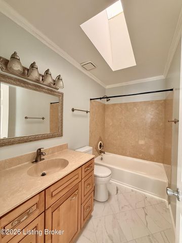 10105 Day Lilly Ct, Louisville, KY 40241