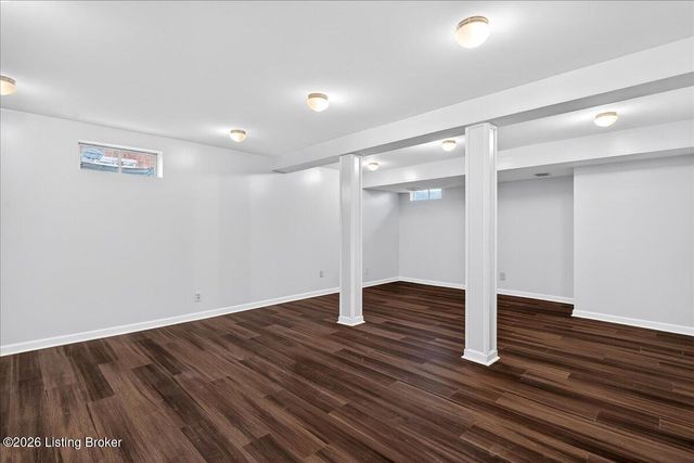 10105 Day Lilly Ct, Louisville, KY 40241