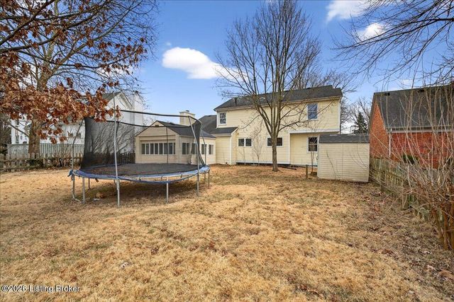 10105 Day Lilly Ct, Louisville, KY 40241