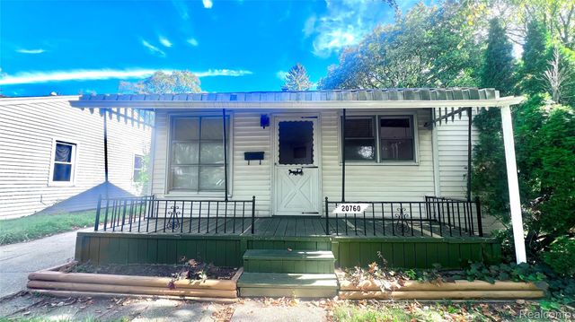 20760 Atlantic Avenue, Warren, MI 48091