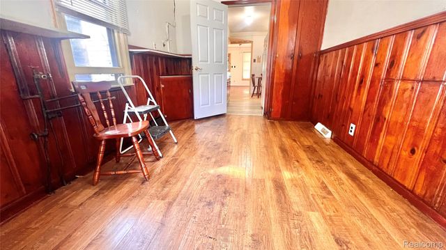 20760 Atlantic Avenue, Warren, MI 48091