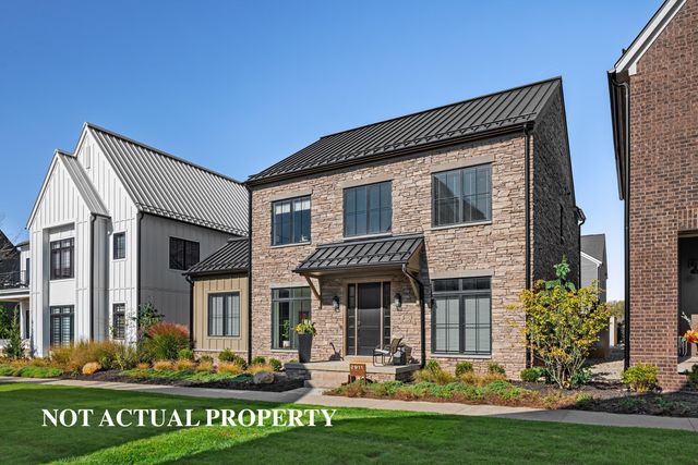 2432 Quarry Trails Drive, Columbus, OH 43228