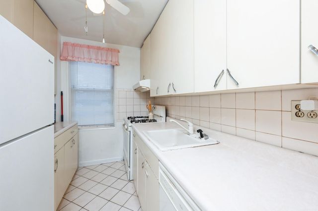 365 Bronx River Road 2B, Yonkers, NY 10704
