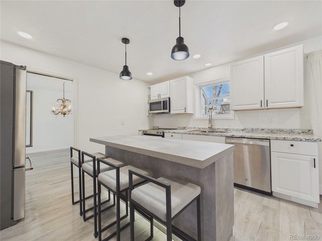 1000 Flint Way, Broomfield, CO 80020