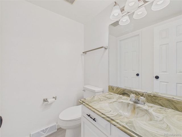 1000 Flint Way, Broomfield, CO 80020