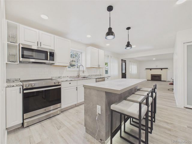 1000 Flint Way, Broomfield, CO 80020