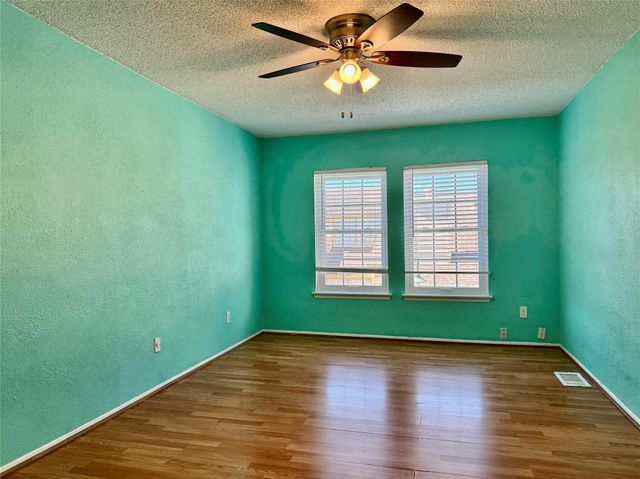 13038 Leader Street 990, Houston, TX 77072