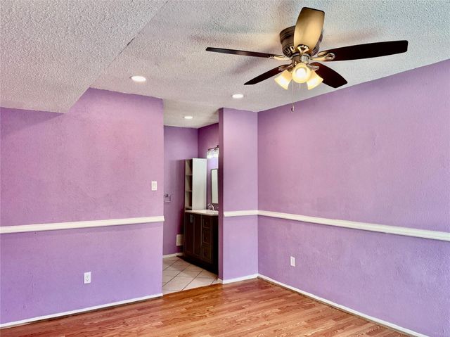 13038 Leader Street 990, Houston, TX 77072