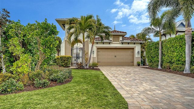 4209 5TH AVENUE NE, Bradenton, FL 34208