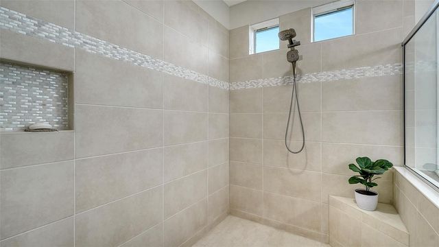 4209 5TH AVENUE NE, Bradenton, FL 34208