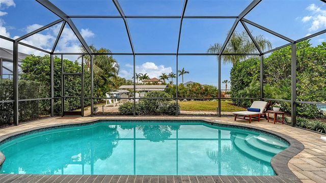 4209 5TH AVENUE NE, Bradenton, FL 34208