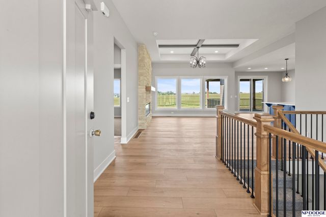 5712 N 199 Street, Elkhorn, NE 68022