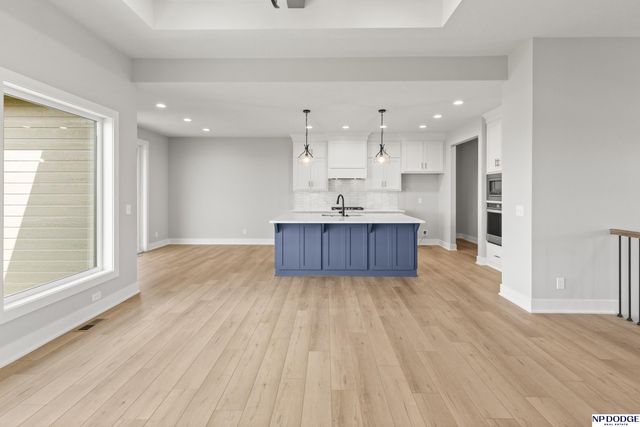 5712 N 199 Street, Elkhorn, NE 68022