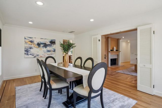 19689 Northampton Drive, Saratoga, CA 95070
