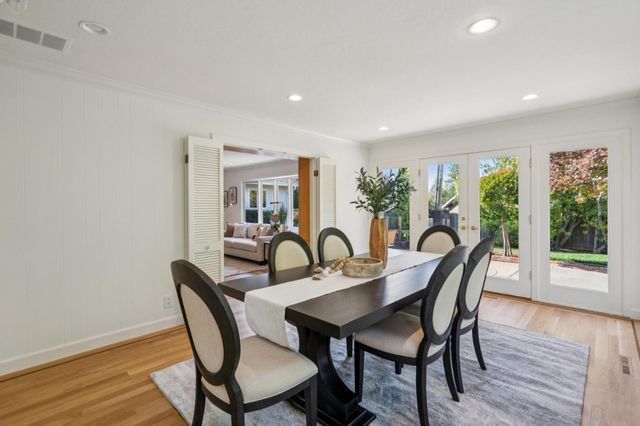 19689 Northampton Drive, Saratoga, CA 95070