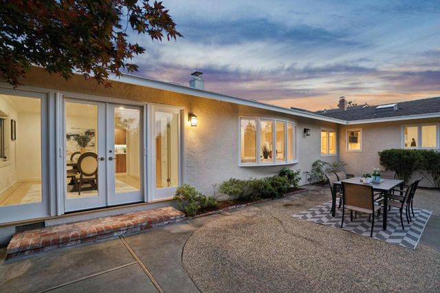 19689 Northampton Drive, Saratoga, CA 95070