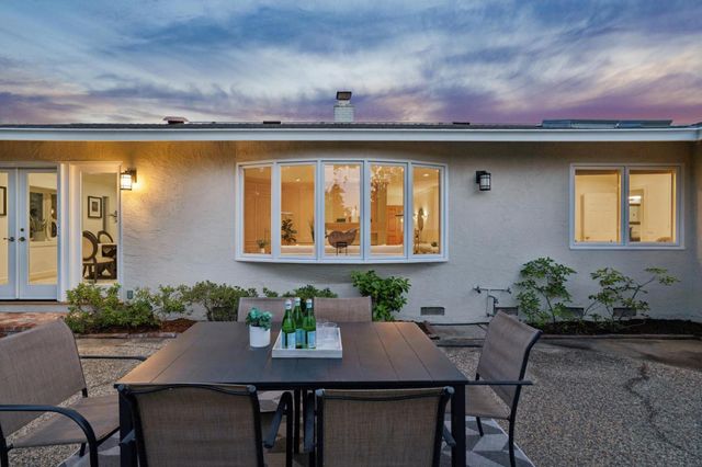 19689 Northampton Drive, Saratoga, CA 95070