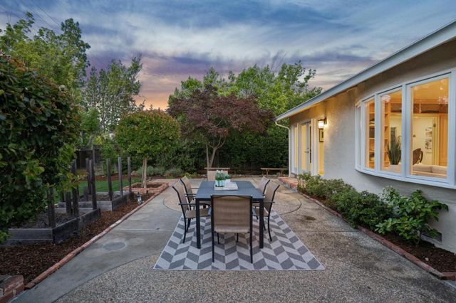 19689 Northampton Drive, Saratoga, CA 95070