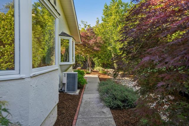 19689 Northampton Drive, Saratoga, CA 95070