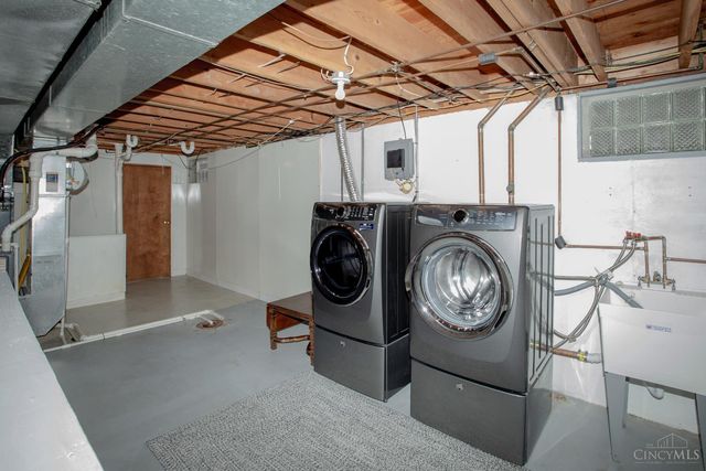 5302 Sandstone Drive, Fairfield, OH 45014