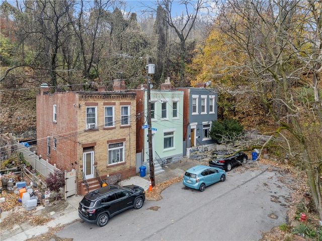147 Moultrie St, Hill District, PA 15219