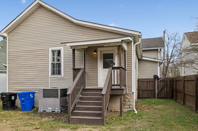 1010 S High St, Columbia, TN 38401