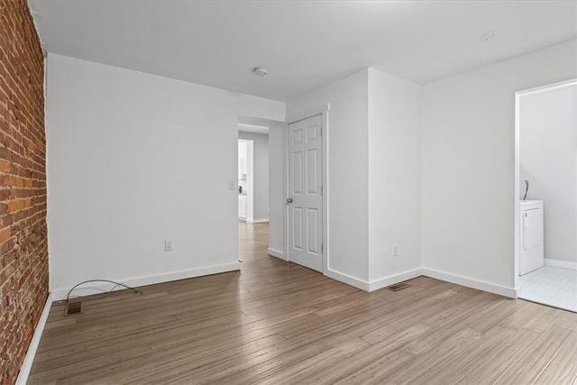 1201 Reddour St, Central North Side, PA 15212