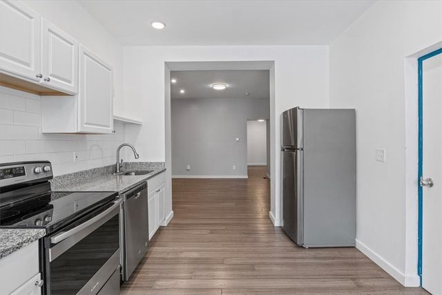 1201 Reddour St, Central North Side, PA 15212