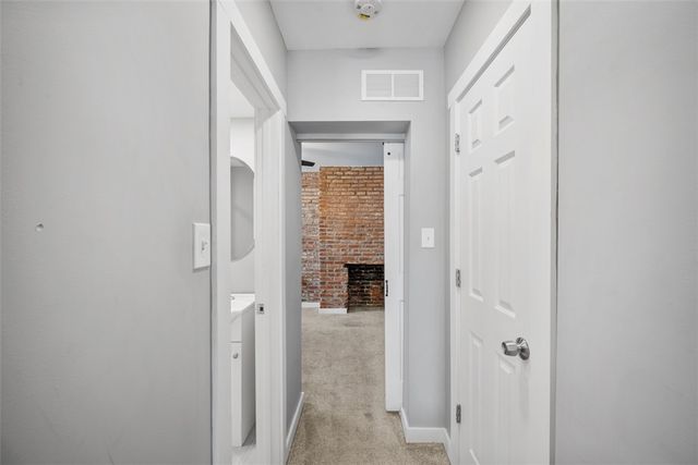 1201 Reddour St, Central North Side, PA 15212