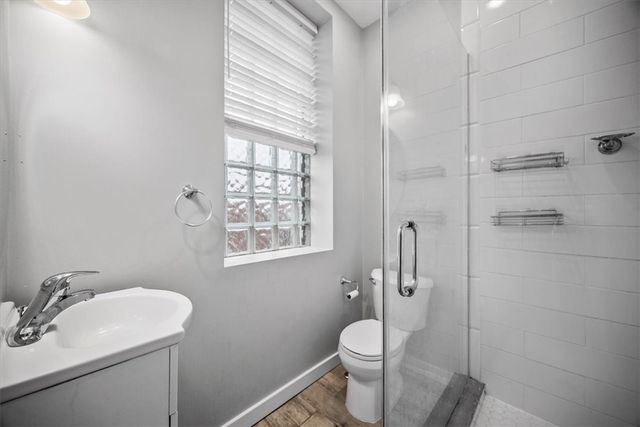 1201 Reddour St, Central North Side, PA 15212