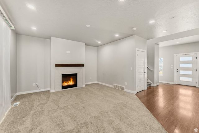 370 W PARKWAY DR, Kaysville, UT 84037