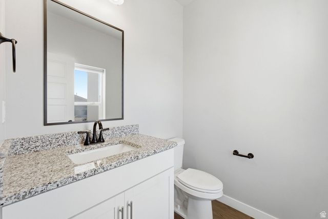 370 W PARKWAY DR, Kaysville, UT 84037