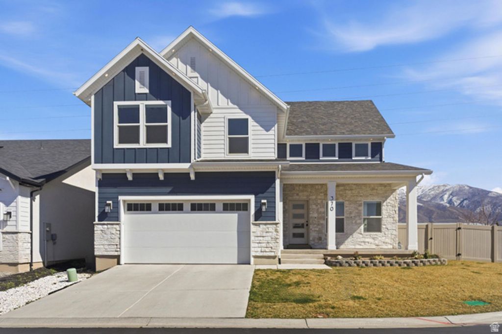 370 W PARKWAY DR, Kaysville, UT 84037
