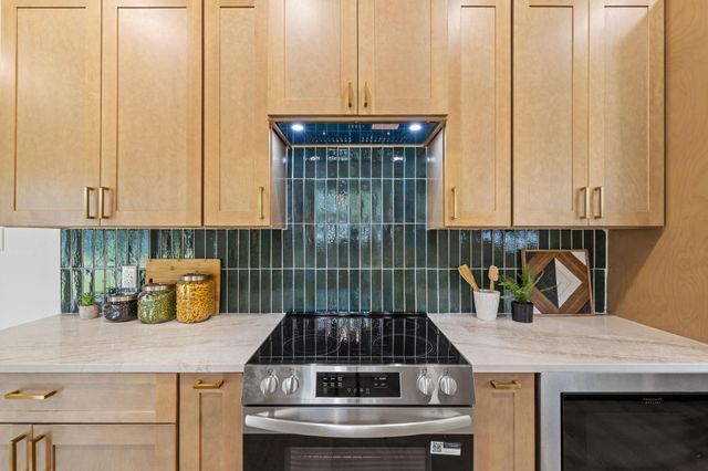 216 Sinuso DR, Georgetown, TX 78628