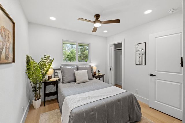 216 Sinuso DR, Georgetown, TX 78628