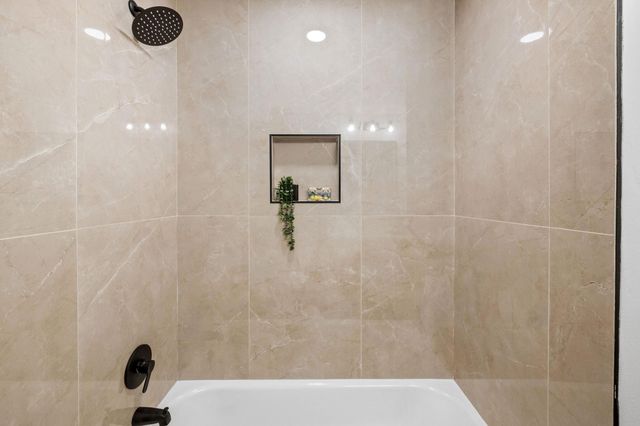 216 Sinuso DR, Georgetown, TX 78628