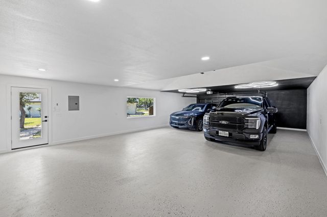 216 Sinuso DR, Georgetown, TX 78628