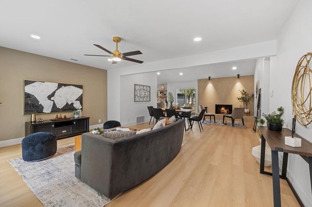 216 Sinuso DR, Georgetown, TX 78628
